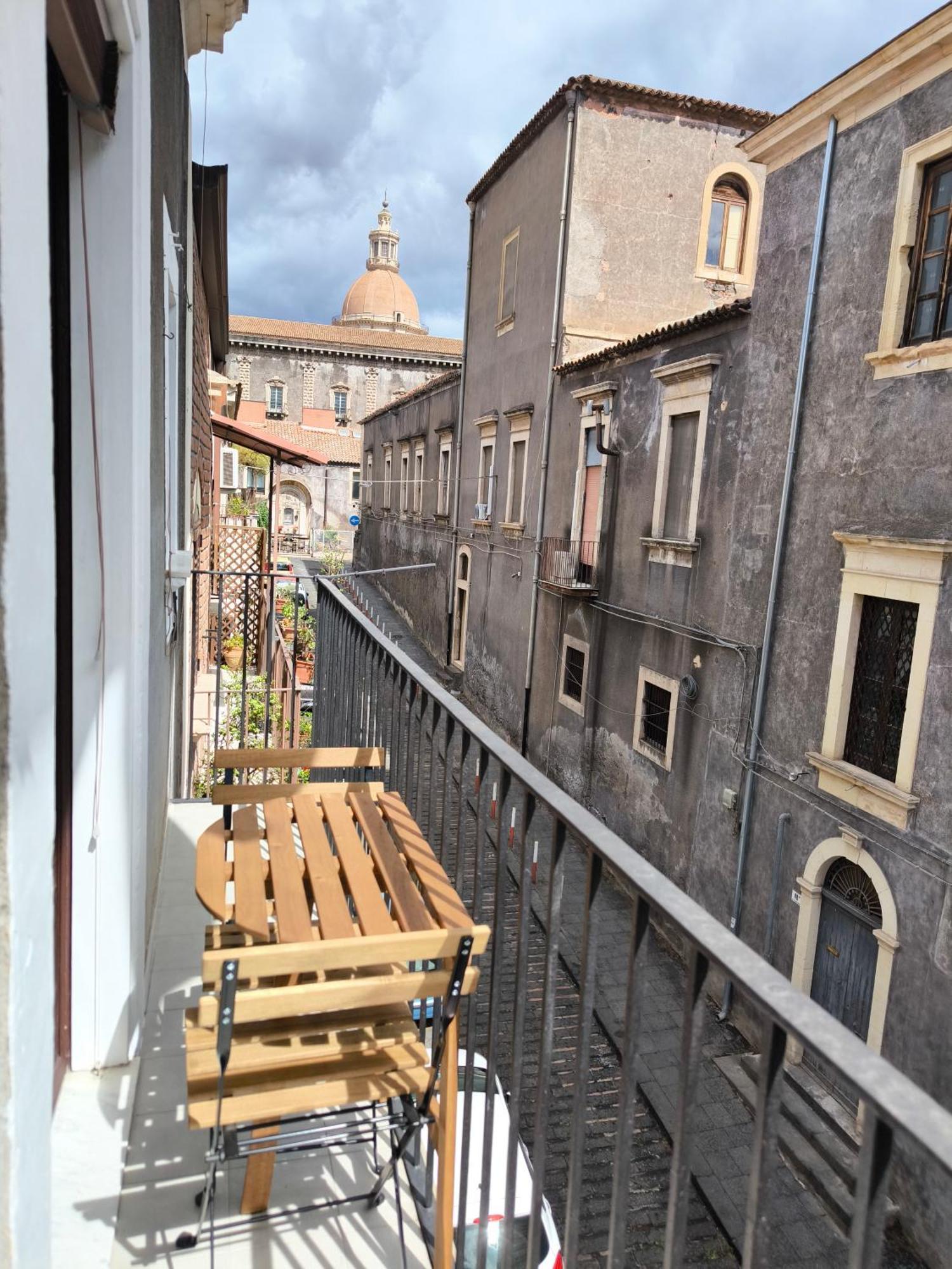 Bibihome Catania Appartamento In Centro Storico Exteriör bild